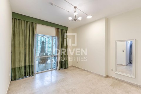 Apartamento en KG Tower, Dubai Marina, Dubai, 3 dormitorios, 284.75 m², № 140731 - foto 4