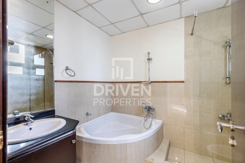 Apartamento en KG Tower, Dubai Marina, Dubai, 3 dormitorios, 284.75 m², № 140731 - foto 12