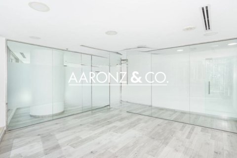Bureau à Business Bay, Dubai, 112 m², № 105641