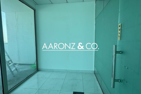Office in Business Bay, Dubai 108 sq.m. № 105643 - photo 6