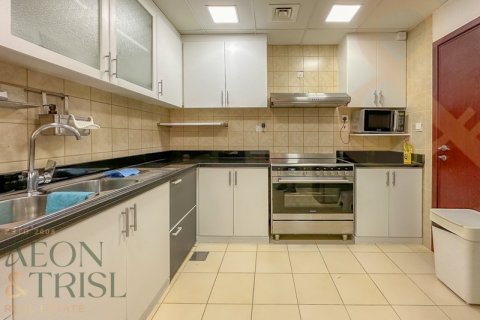 Apartamento en Jumeirah Beach Residence, Dubai, 3 dormitorios, 176 m², № 62529 - foto 5