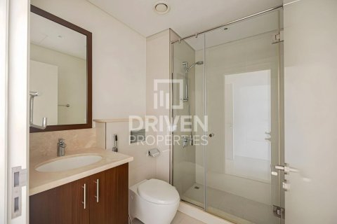 Apartamento en BLVD Crescent, Downtown Dubai (Downtown Burj Dubai), Dubai, 2 dormitorios, 131.09 m², № 136785 - foto 15