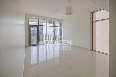 Apartamento en BLVD Crescent, Downtown Dubai (Downtown Burj Dubai), Dubai, 2 dormitorios, 131.09 m², № 136785 - foto 8