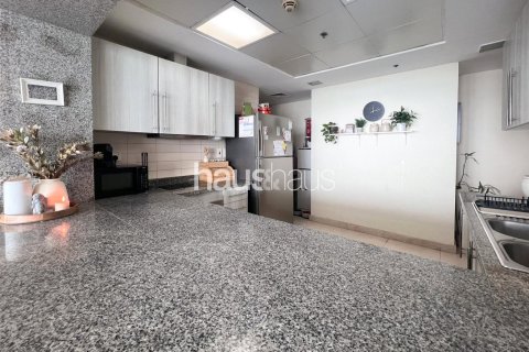 Appartement à Jumeirah Lake Towers, Dubai, 2 chambres, 187 m², № 44588 - photo 5