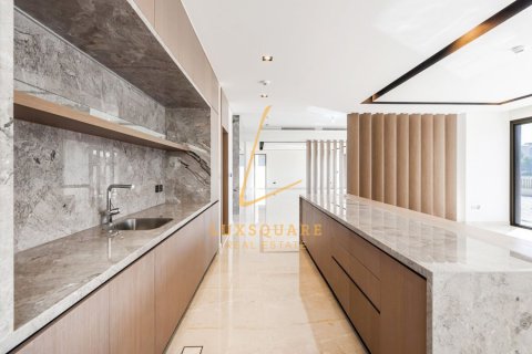Villa en Golf Place, Dubai Hills Estate, Dubai, 5 dormitorios, 705 m², № 118555 - foto 6