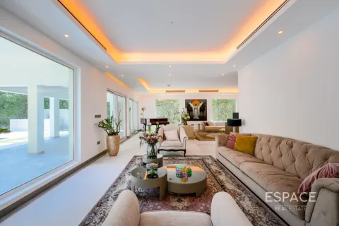 Villa in Regional, Jumeirah Park, Dubai 5 bedrooms, 436 sq.m. № 122295 - photo 18