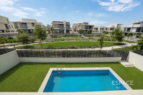 Villa in Jebel Ali, Dubai 4 bedrooms, 395 sq.m. № 122291