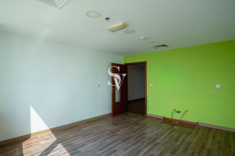 Office in Jumeirah Lake Towers, Dubai 164 sq.m. № 121920 - photo 11
