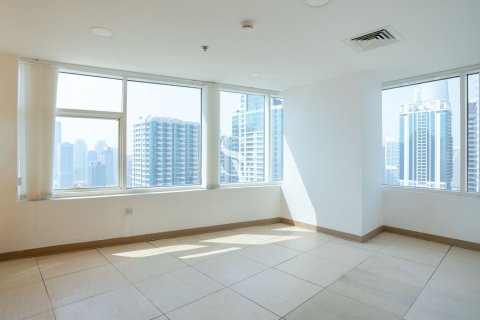 Office in Jumeirah Lake Towers, Dubai 164 sq.m. № 121920 - photo 10