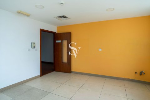 Office in Jumeirah Lake Towers, Dubai 164 sq.m. № 121920 - photo 12