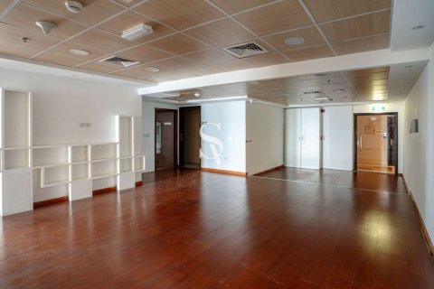 Office in Jumeirah Lake Towers, Dubai 164 sq.m. № 121920 - photo 5