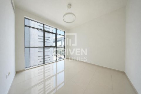 Снять в аренду квартиру в Al Barsha 1, Аль-Барша, Дубай: 2 спальни, 135.17м², № 128444 - фото 7