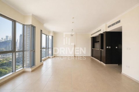 Снять в аренду квартиру в The Residences, Даунтаун Дубай (Даунтаун Бурдж Дубай), Дубай: 2 спальни, 134.9м², № 128442 - фото 2