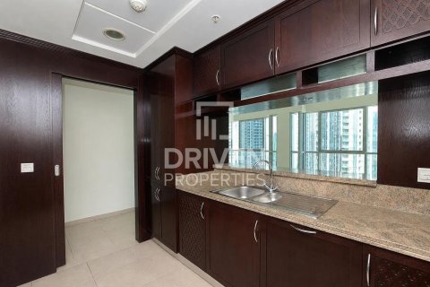 Снять в аренду квартиру в The Residences, Даунтаун Дубай (Даунтаун Бурдж Дубай), Дубай: 2 спальни, 134.9м², № 128442 - фото 16
