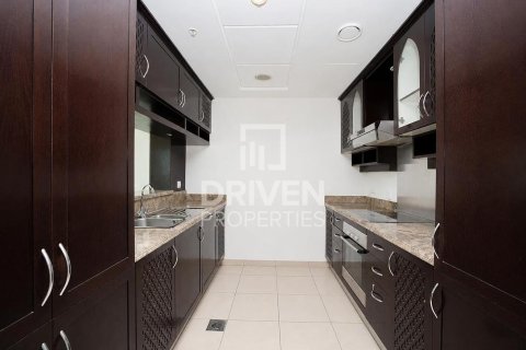 Снять в аренду квартиру в The Residences, Даунтаун Дубай (Даунтаун Бурдж Дубай), Дубай: 2 спальни, 134.9м², № 128442 - фото 17