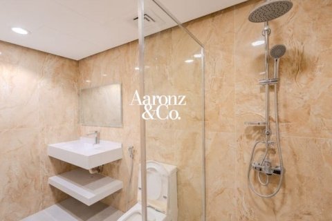 Apartment in Barsha Heights (Tecom), Dubai 2 bedrooms, 110 sq.m. № 139559 - photo 19