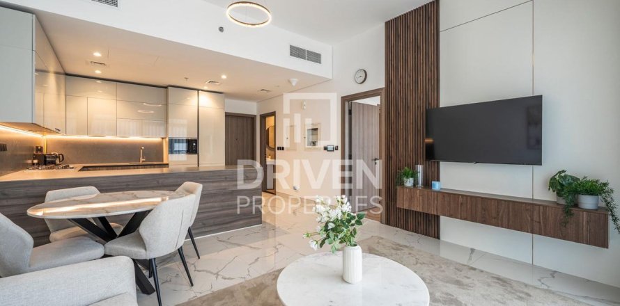 Квартира в Бизнес-Бэе, Дубай, 1 спальня, 80.64м², № 136642