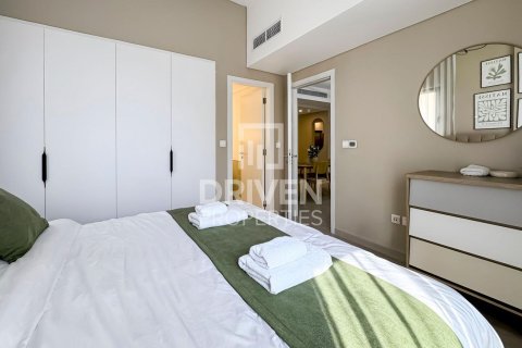Apartamento en Umm Suqeim 3, Umm Suqeim, Dubai, 2 dormitorios, 107.77 m², № 136632 - foto 7