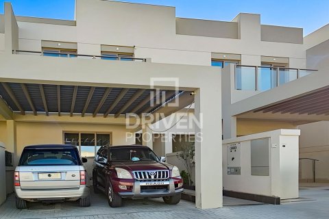 Townhouse in Al Furjan, Dubai 3 bedrooms, 231.98 sq.m. № 136801 - photo 3