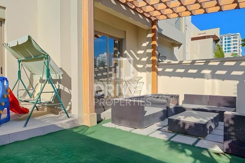 Townhouse in Al Furjan, Dubai 3 bedrooms, 231.98 sq.m. № 136801 - photo 7