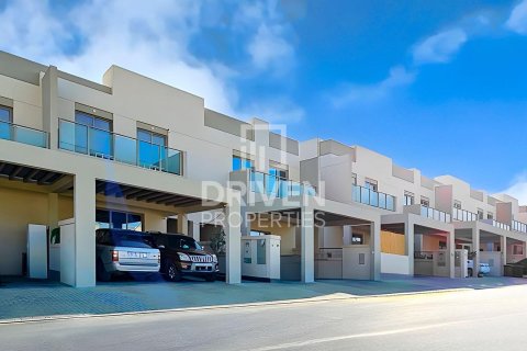 Townhouse in Al Furjan, Dubai 3 bedrooms, 231.98 sq.m. № 136801 - photo 2