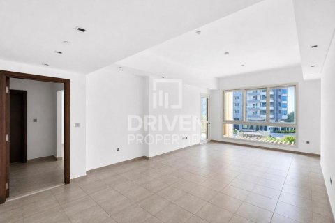 Apartment in Marina Residences, Palm Jumeirah, Dubai 2 bedrooms, 179.77 sq.m. № 142873