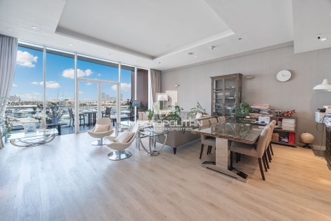 Apartment in Tiara Residences, Palm Jumeirah, Dubai 3 bedrooms, 211 sq.m. № 73447