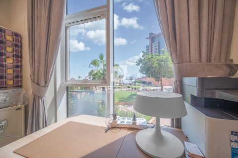 Appartement à Tiara Residences, Palm Jumeirah, Dubai, 3 chambres, 211 m², № 73447 - photo 22