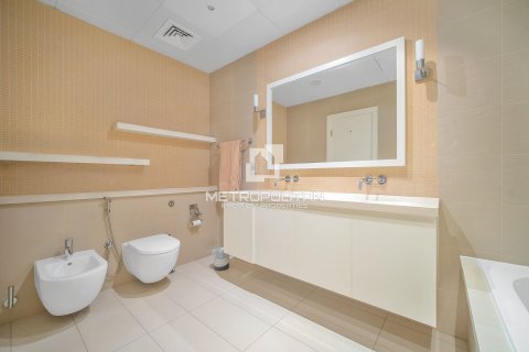 Appartement à Tiara Residences, Palm Jumeirah, Dubai, 3 chambres, 211 m², № 73447 - photo 15