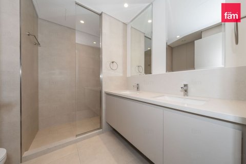 Apartment in Dubai 3 bedrooms, 179.6 sq.m. № 133099 - photo 14