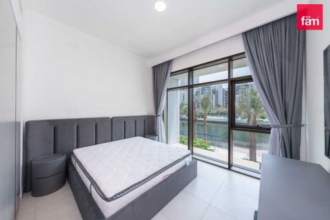 Apartment in Dubai 3 bedrooms, 179.6 sq.m. № 133099 - photo 12