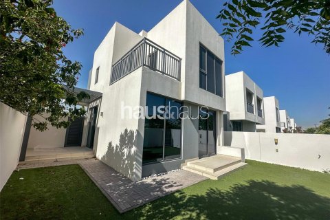 Снять в аренду виллу в Maple at Dubai Hills Estate, Дубай Хилс Эстейт, Дубай: 4 спальни, 282м², № 44850 - фото 2