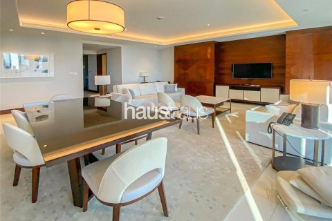 Apartment in The Address Sky View Towers, Downtown Dubai (Downtown Burj Dubai), Dubai 3 bedrooms, 187 sq.m. № 44858 - photo 3