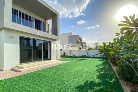 Villa in Sidra Villas, Dubai Hills Estate, Dubai 3 bedrooms, 464 sq.m. № 44860