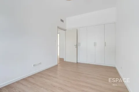 Villa en Springs 2, The Springs, Dubai, 3 dormitorios, 228 m², № 122832 - foto 13