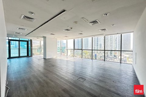 Oficina en Dubai, 107.9 m², № 111048