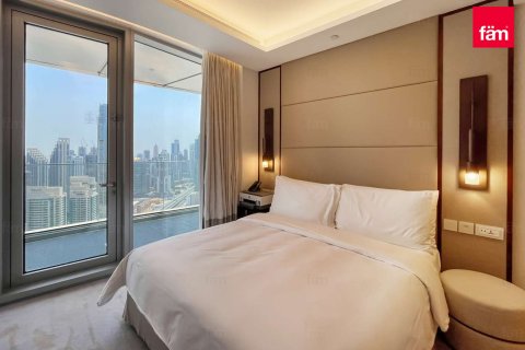 Apartment in Downtown Dubai (Downtown Burj Dubai), Dubai 5 bedrooms, 290.8 sq.m. № 139643 - photo 15