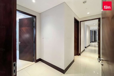 Apartment in Downtown Dubai (Downtown Burj Dubai), Dubai 5 bedrooms, 290.8 sq.m. № 139643 - photo 10