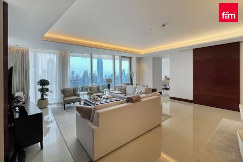 Apartment in Downtown Dubai (Downtown Burj Dubai), Dubai 5 bedrooms, 290.8 sq.m. № 139643 - photo 5