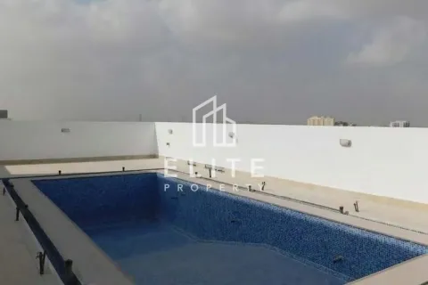 Building in Dubai 13605 sq.m. № 38820 - photo 3