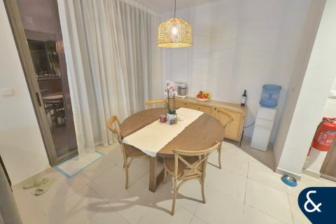 Villa in Mira Oasis, Reem, Dubai 3 bedrooms, 238 sq.m. № 76102 - photo 9