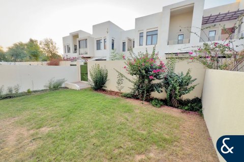 Villa in Mira Oasis, Reem, Dubai 3 bedrooms, 238 sq.m. № 76102 - photo 11