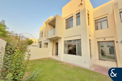 Вилла в Mira Oasis, Рим, Дубай, 3 спальни, 238м², № 76102