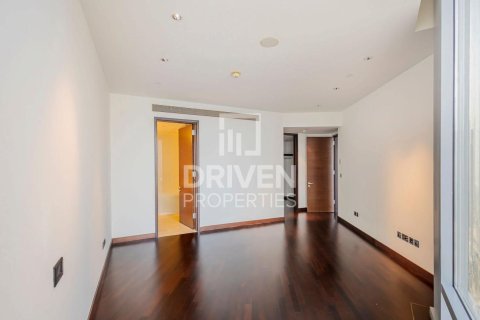 Apartment in Downtown Dubai (Downtown Burj Dubai), Dubai 2 bedrooms, 152.27 sq.m. № 138353 - photo 3