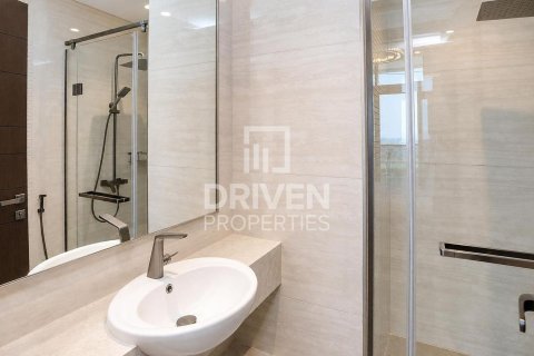 Apartamento en Business Bay, Dubai, 2 dormitorios, 122.63 m², № 138352 - foto 15