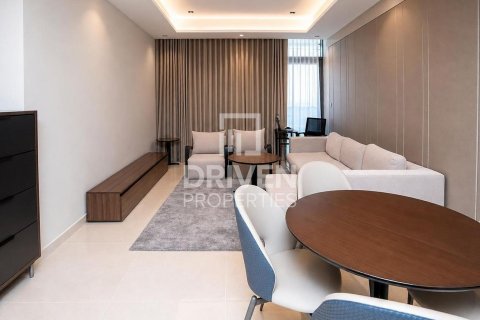 Apartamento en Business Bay, Dubai, 2 dormitorios, 122.63 m², № 138352 - foto 3