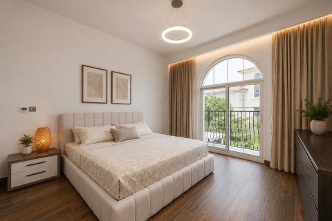 Adosado en Motor City, Dubai, 3 dormitorios, 306.79 m², № 141147 - foto 12