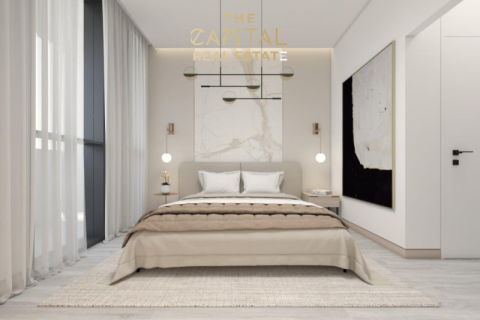 Apartment in Dubai 3 bedrooms, 1800 sq.m. № 37352