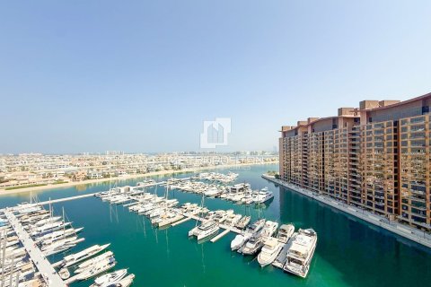 Appartement à Marina Residences, Palm Jumeirah, Dubai, 3 chambres, 377 m², № 73877 - photo 3