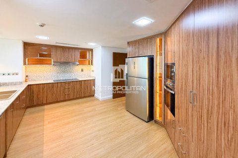 Appartement à Marina Residences, Palm Jumeirah, Dubai, 3 chambres, 377 m², № 73877 - photo 9